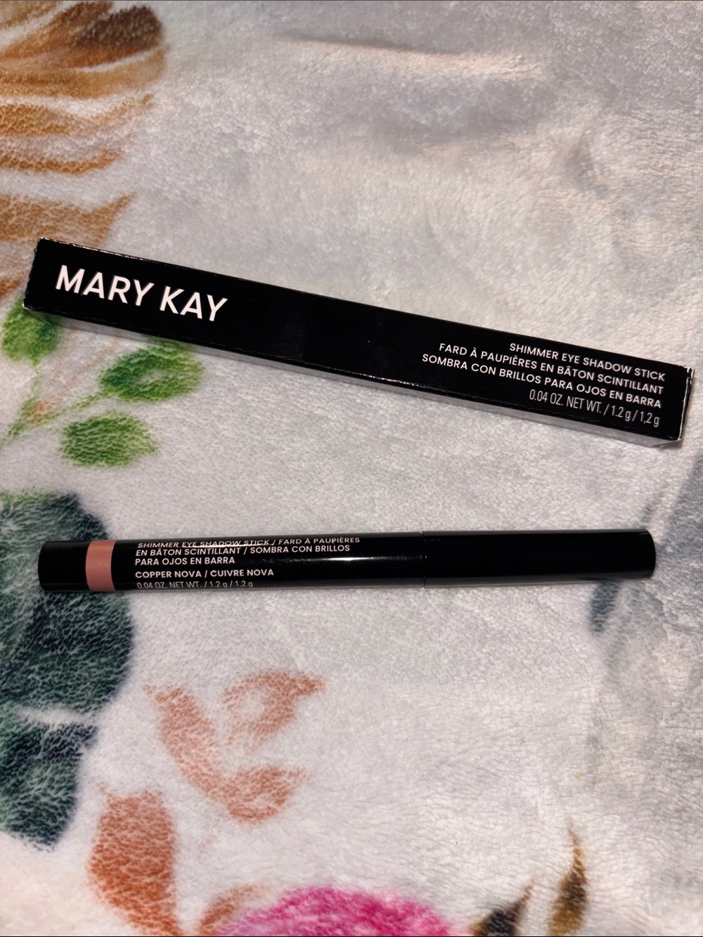 Mary Kay Copper Nova Shimmer Eye Shadow Stick — Warm Copper Shade